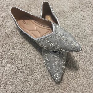Elegant silver rhinestone pearl Embellished Women's Flats